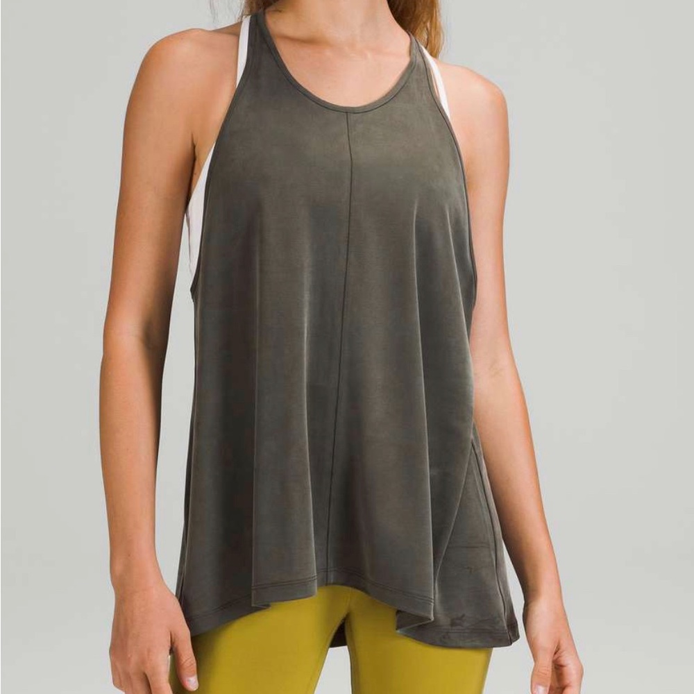 Lululemon tank